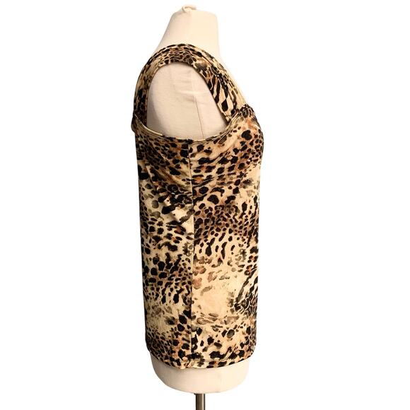 Cheetah Print Sleeveless Top - Picture 2 of 10